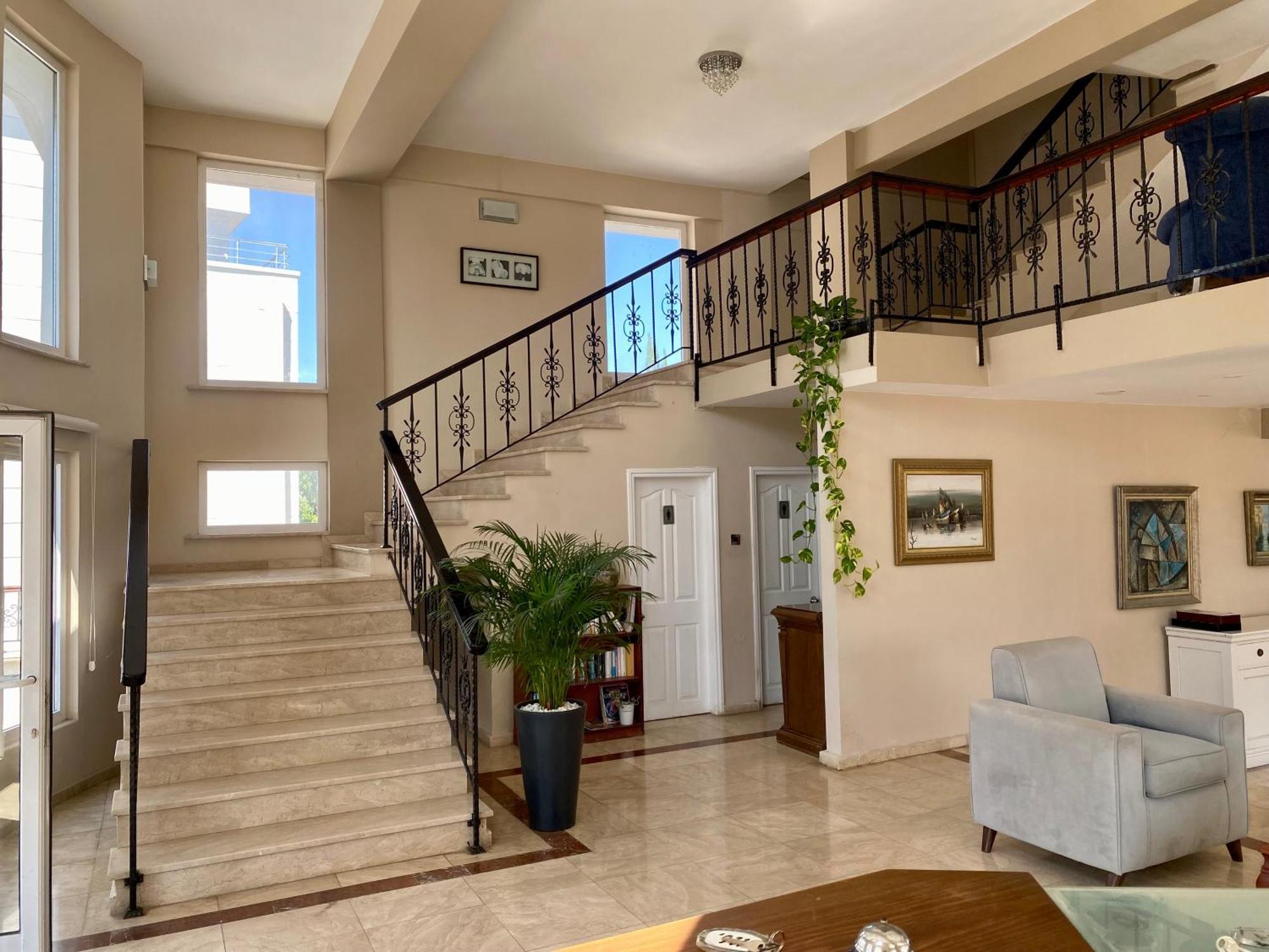 The Prince Inn Hotel & Villas Agios Georgios  Buitenkant foto