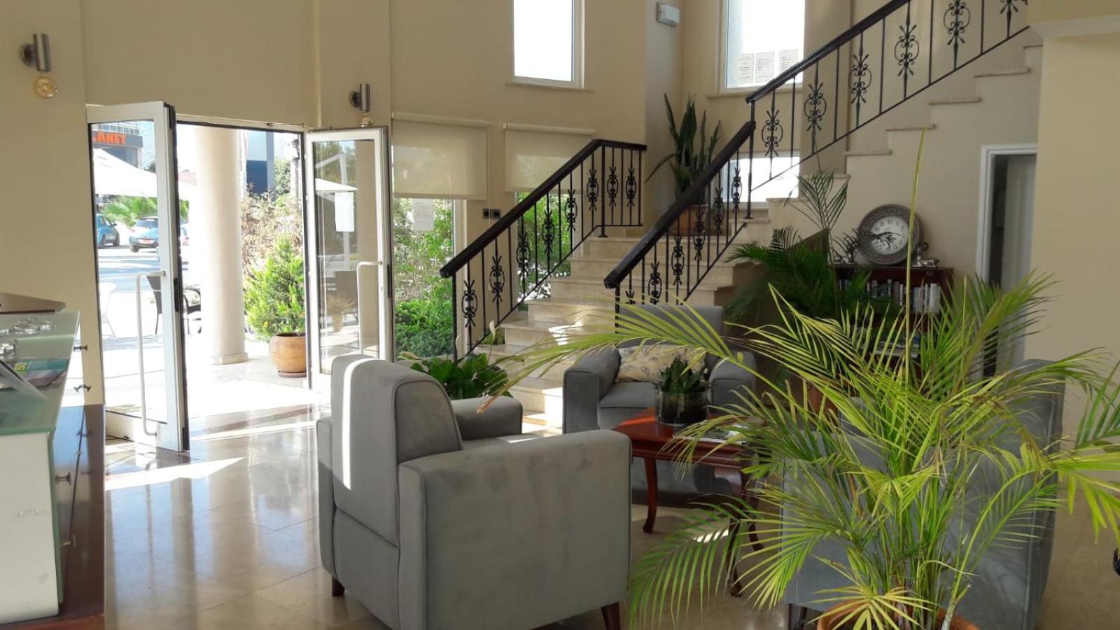 The Prince Inn Hotel & Villas Agios Georgios  Buitenkant foto