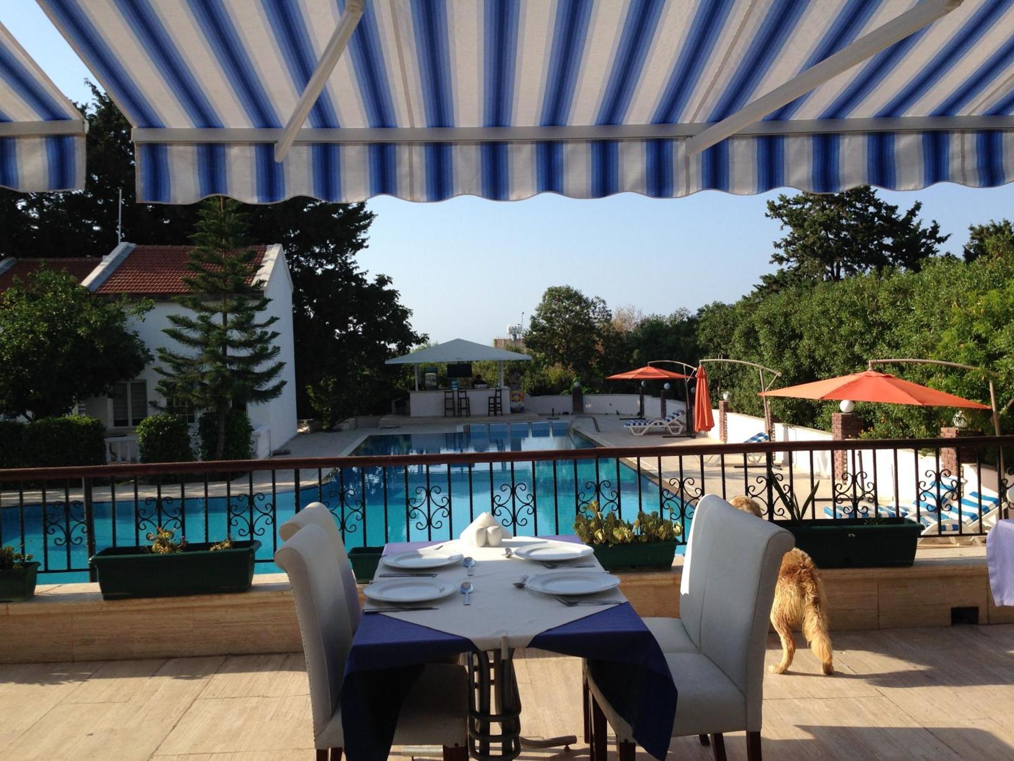 The Prince Inn Hotel & Villas Agios Georgios  Buitenkant foto