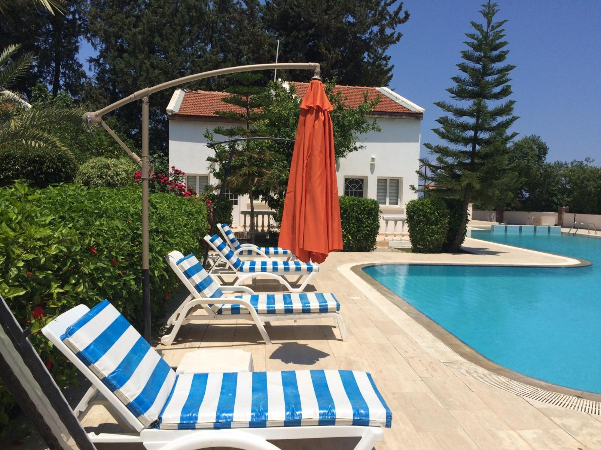 The Prince Inn Hotel & Villas Agios Georgios  Buitenkant foto