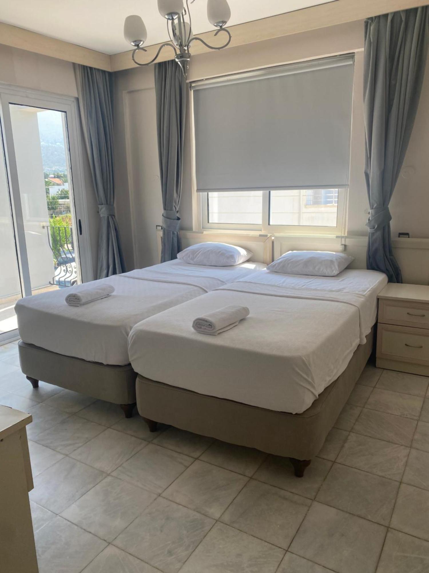 The Prince Inn Hotel & Villas Agios Georgios  Buitenkant foto