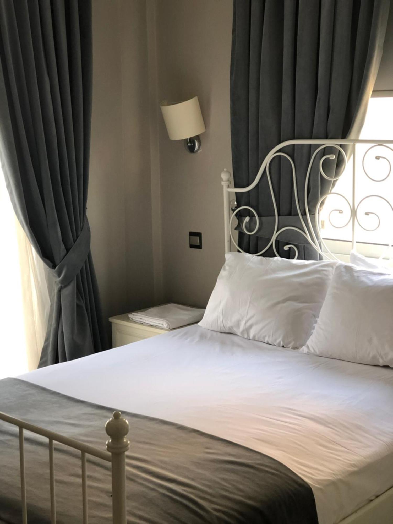 The Prince Inn Hotel & Villas Agios Georgios  Buitenkant foto