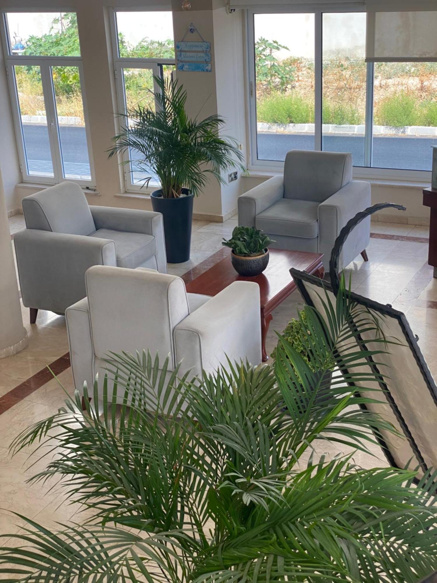 The Prince Inn Hotel & Villas Agios Georgios  Buitenkant foto