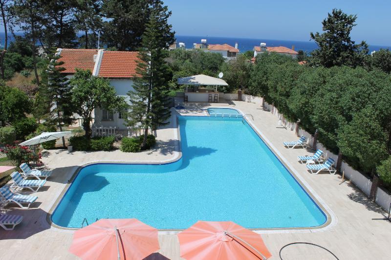 The Prince Inn Hotel & Villas Agios Georgios  Buitenkant foto