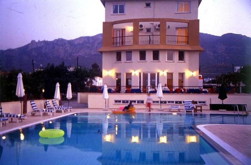 The Prince Inn Hotel & Villas Agios Georgios  Buitenkant foto